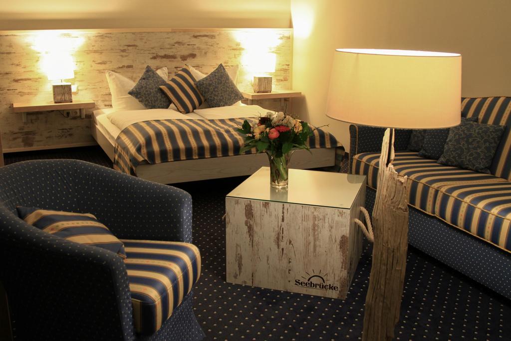 Hotel & Restaurant Seebruecke Цингст Стая снимка